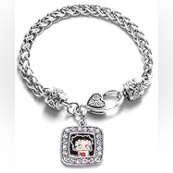 Betty Boop Themed Charm Bracelet with Heart and Character Pendant - Picture 8 of 8